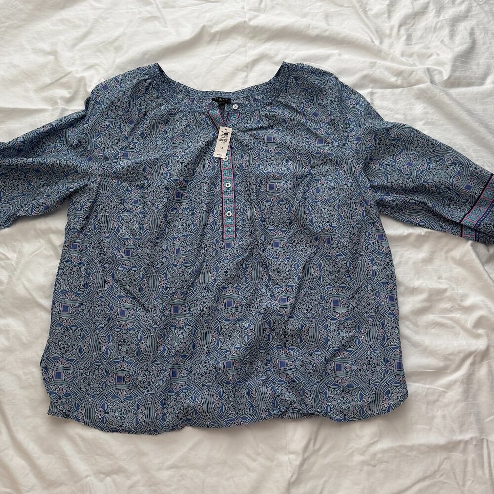 Women's Mosiac Pullover Blouse